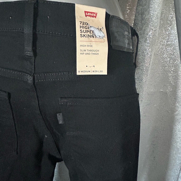 Levi's Women's 720 High Rise Super Skinny Jeans - Picture 3 of 6
